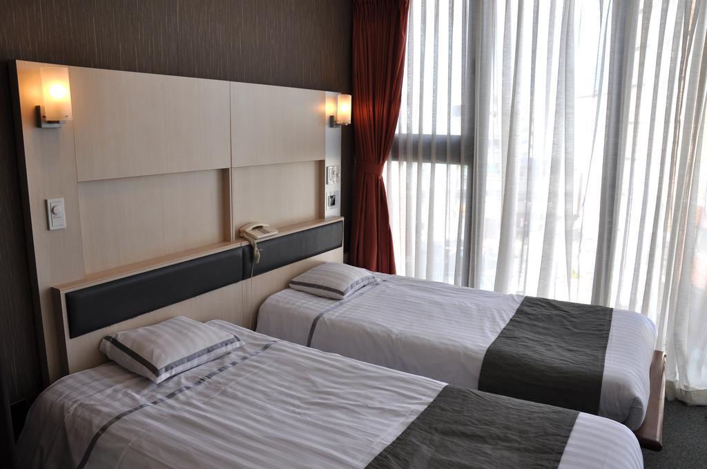 Hotel West Numazu Quarto foto